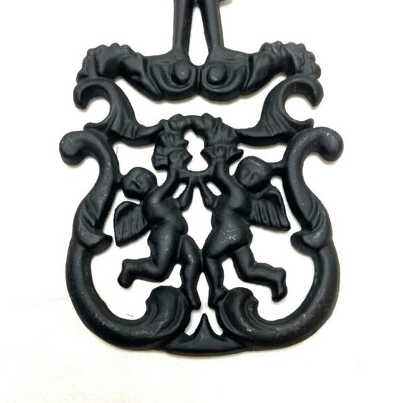 Vtg Cast Iron Trivet Wall Decor John Zimmerman Harner JZH Cupid Cherubs Black - Picture 3 of 7